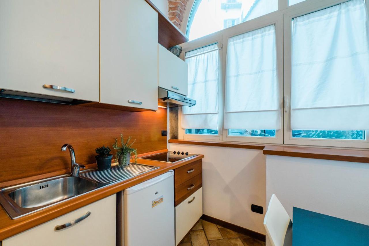 Feel - Sweet Old Town Apartment Bergamo Bagian luar foto