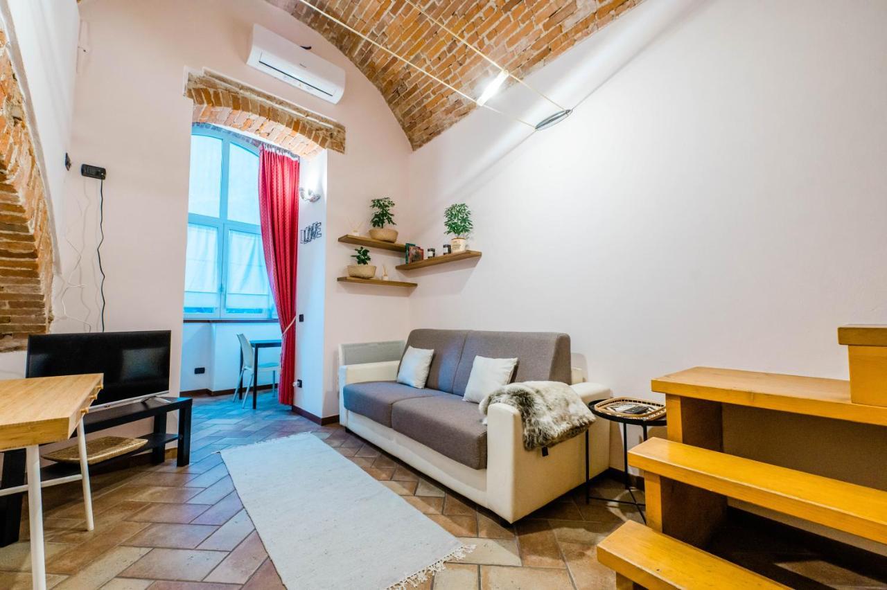 Feel - Sweet Old Town Apartment Bergamo Bagian luar foto