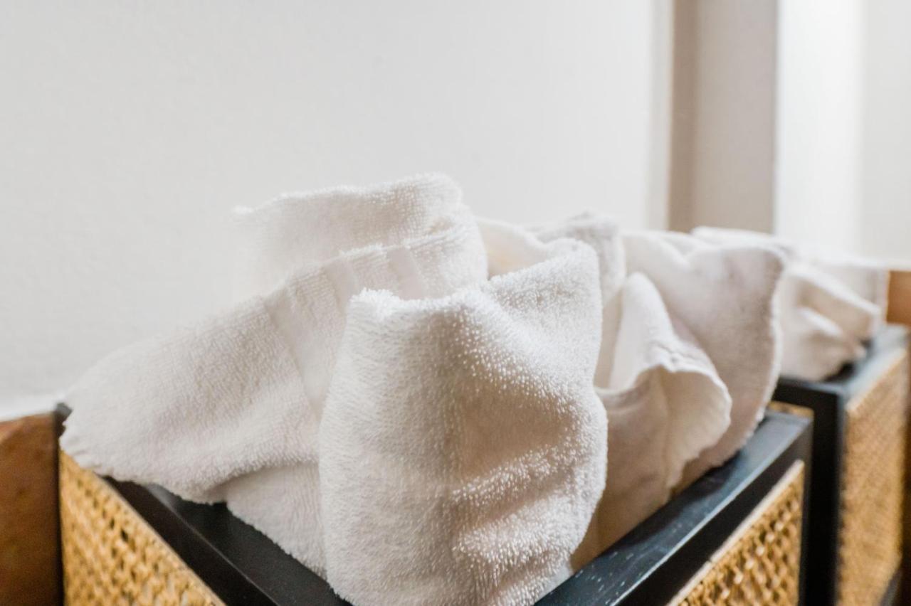 Feel - Sweet Old Town Apartment Bergamo Bagian luar foto